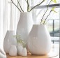 Preview: Vase Ruhe 5-sprachig Freiform 12,5x11x20cm Räder Design