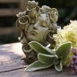 Preview: Blumenkind klein Frauenschuh Resin betonfarben 10x8x13,5cm Zauberblume