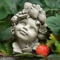 Preview: Blumenkind klein Erdbeere Resin betonfarben 9,8x7,1x12,7cm Zauberblume