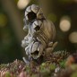 Preview: Blumenkind klein Schachbrettblume Resin betonfarben 9x7x13,5cm Zauberblume