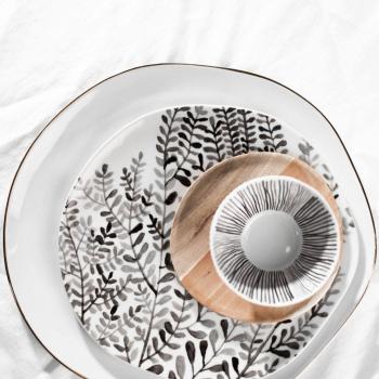 Preview: Teller Holz Akazie klein 13cm Mix & Match von Räder Design