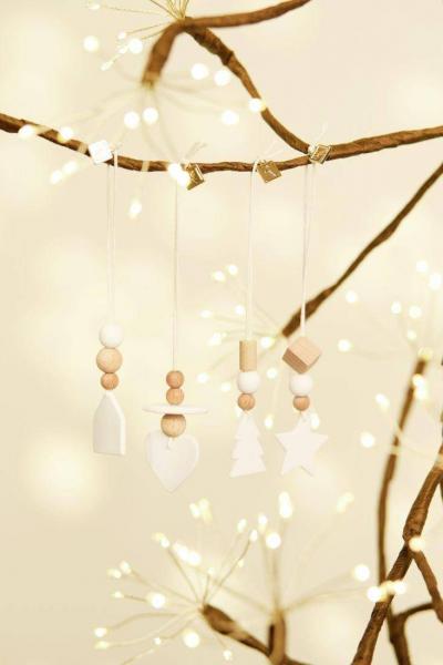 Winterschmuck Herzblatt Tanne Anhänger 15x2,7cm Räder Design