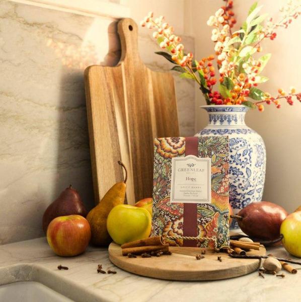 Hope weihnachtliches Duftsachet Large von Greenleaf – langanhaltender Raumduft für Zuhause & unterwegs