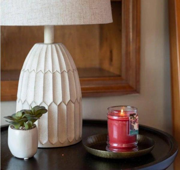 Bridgewater Christmas Bliss Candle Jar Small – Duftkerze im Glas 250g